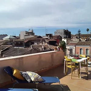 casa-romans-via-della-palma-63.taorminaitalyhotels.com/
